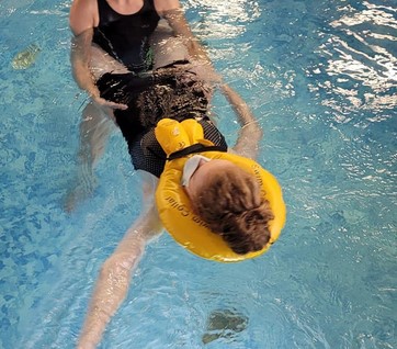 Aquatic Hydrotherapy / Physiotherapy: Rehabilitation of Athletic Injuries